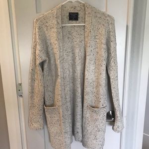 Abercrombie & Fitch cream speckled cardigan